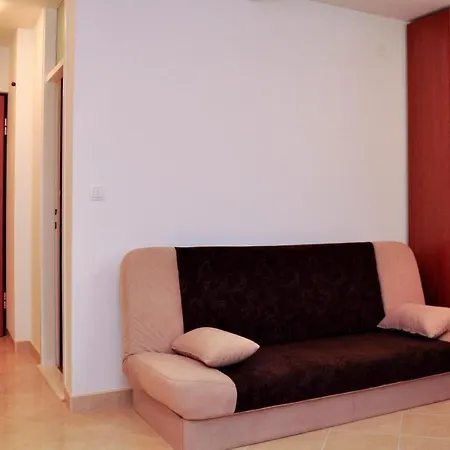With Wifi - 14632 Apartment Split